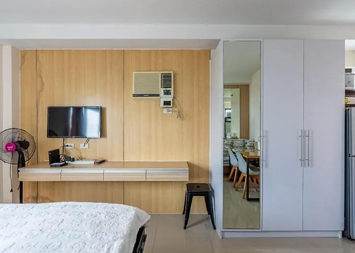 - Wifi Up To 100mbps - Infinity Pool Apartment Cebu